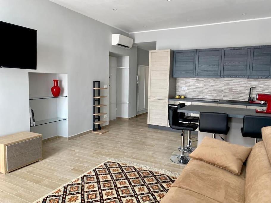 Appartamento Centralissimo In Piazza Bresca Sanremo Esterno foto