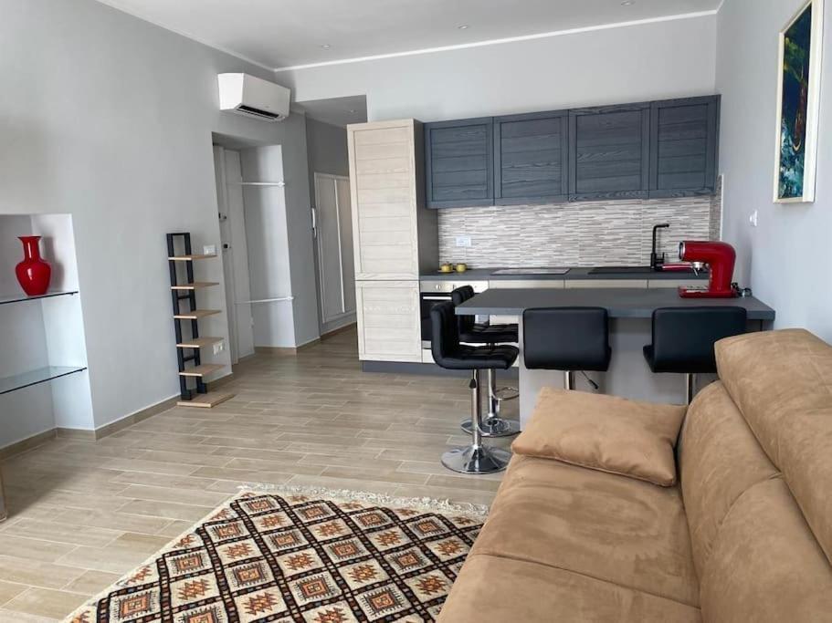 Appartamento Centralissimo In Piazza Bresca Sanremo Esterno foto